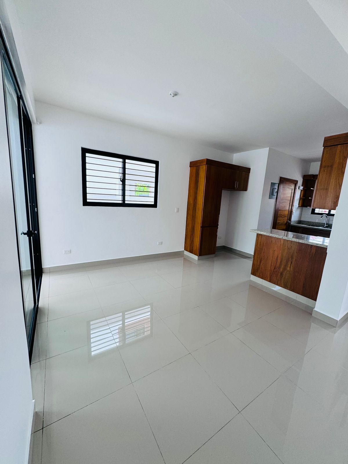 Hermosa casa en Barranquita - 3 hab 2.5 baños RD 12.5M 224.85 m Foto 7245270-10.jpg