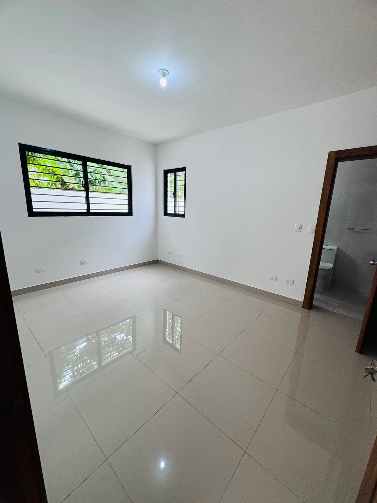 Hermosa casa en Barranquita - 3 hab 2.5 baños RD 12.5M 224.85 m Foto 7245270-14.jpg