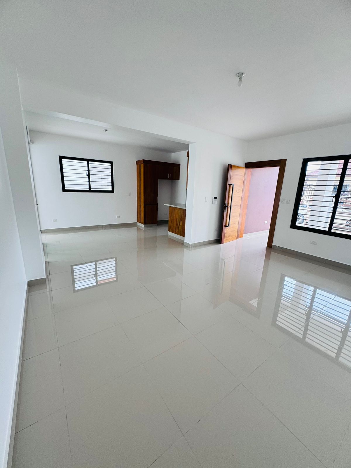 Hermosa casa en Barranquita - 3 hab 2.5 baños RD 12.5M 224.85 m Foto 7245270-6.jpg