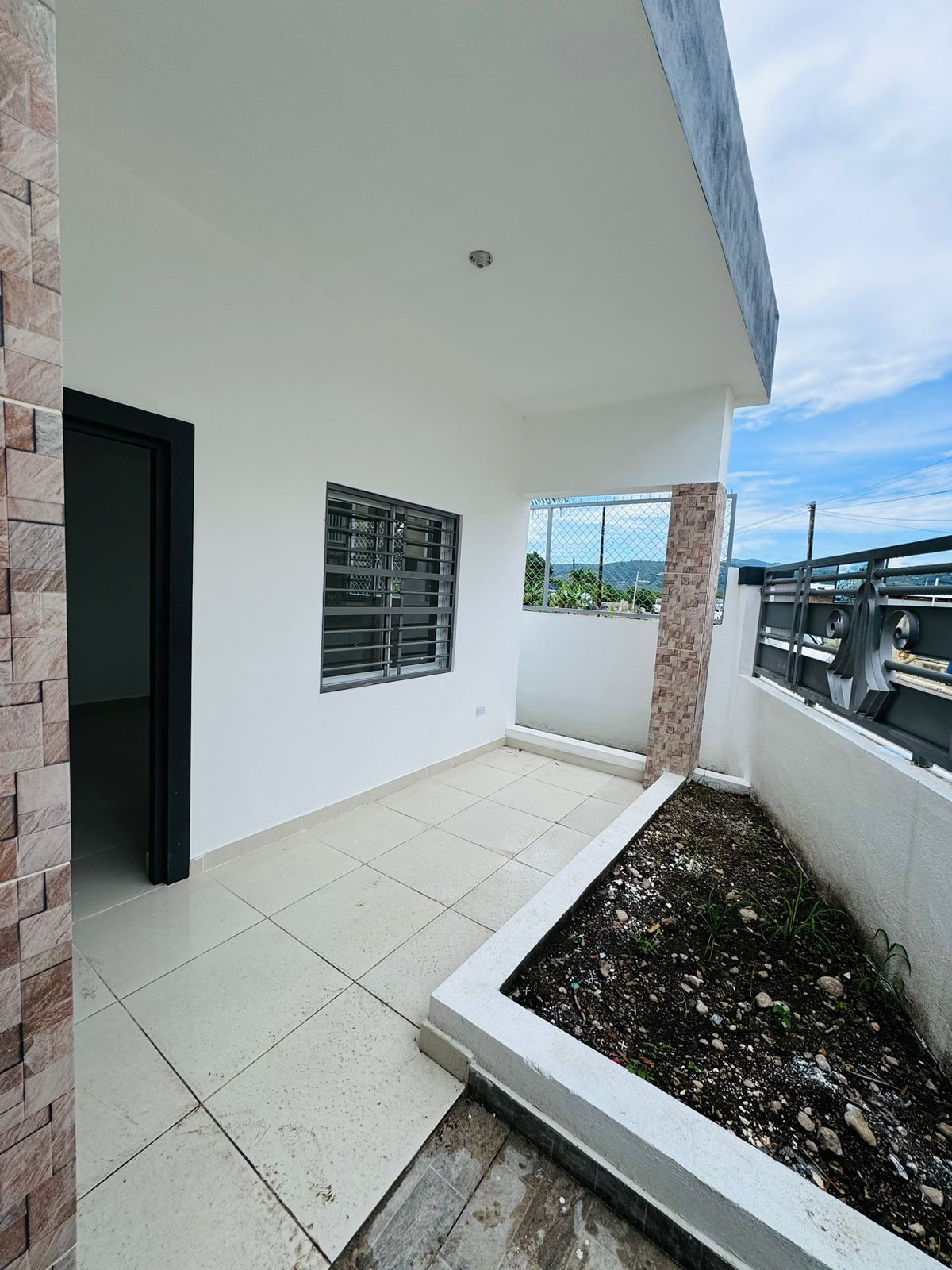 Hermosa casa en Las Colinas de Gurabo - 3 hab 2 baños RD 8M Foto 7245274-2.jpg