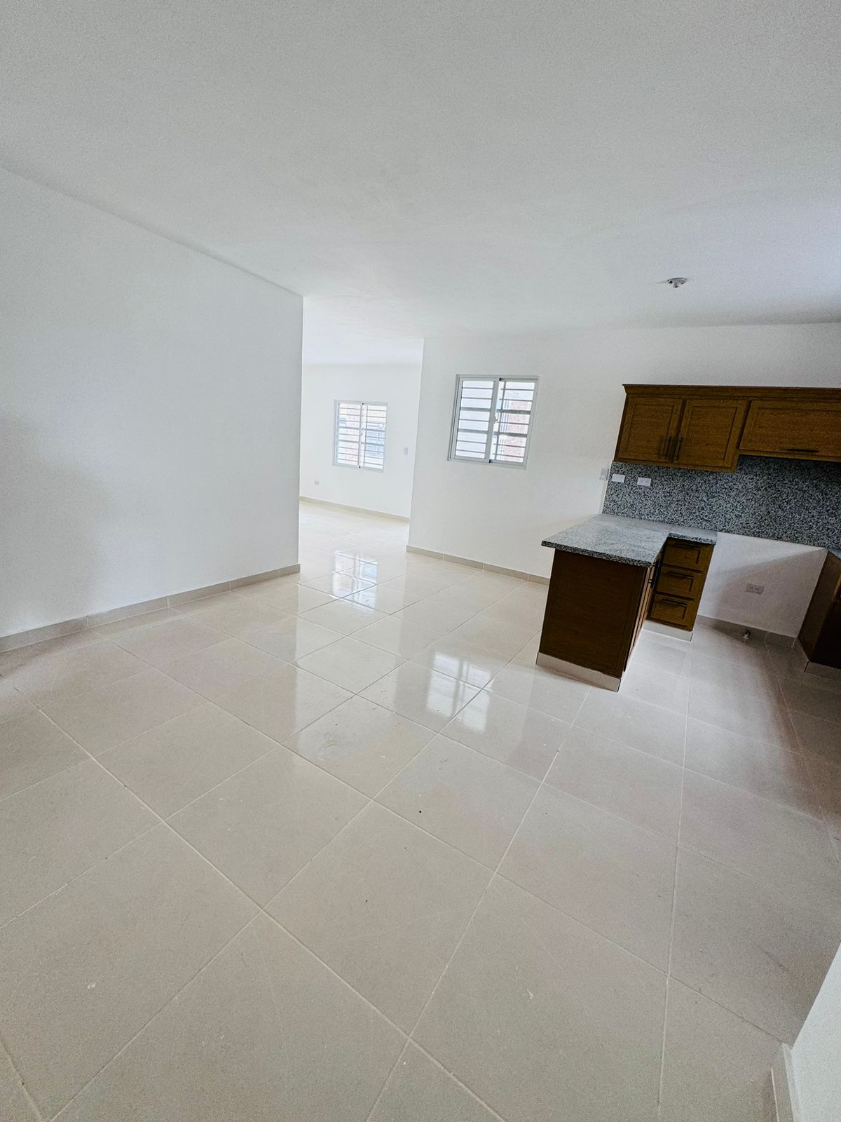 Hermosa casa en Las Colinas de Gurabo - 3 hab 2 baños RD 8M Foto 7245274-6.jpg