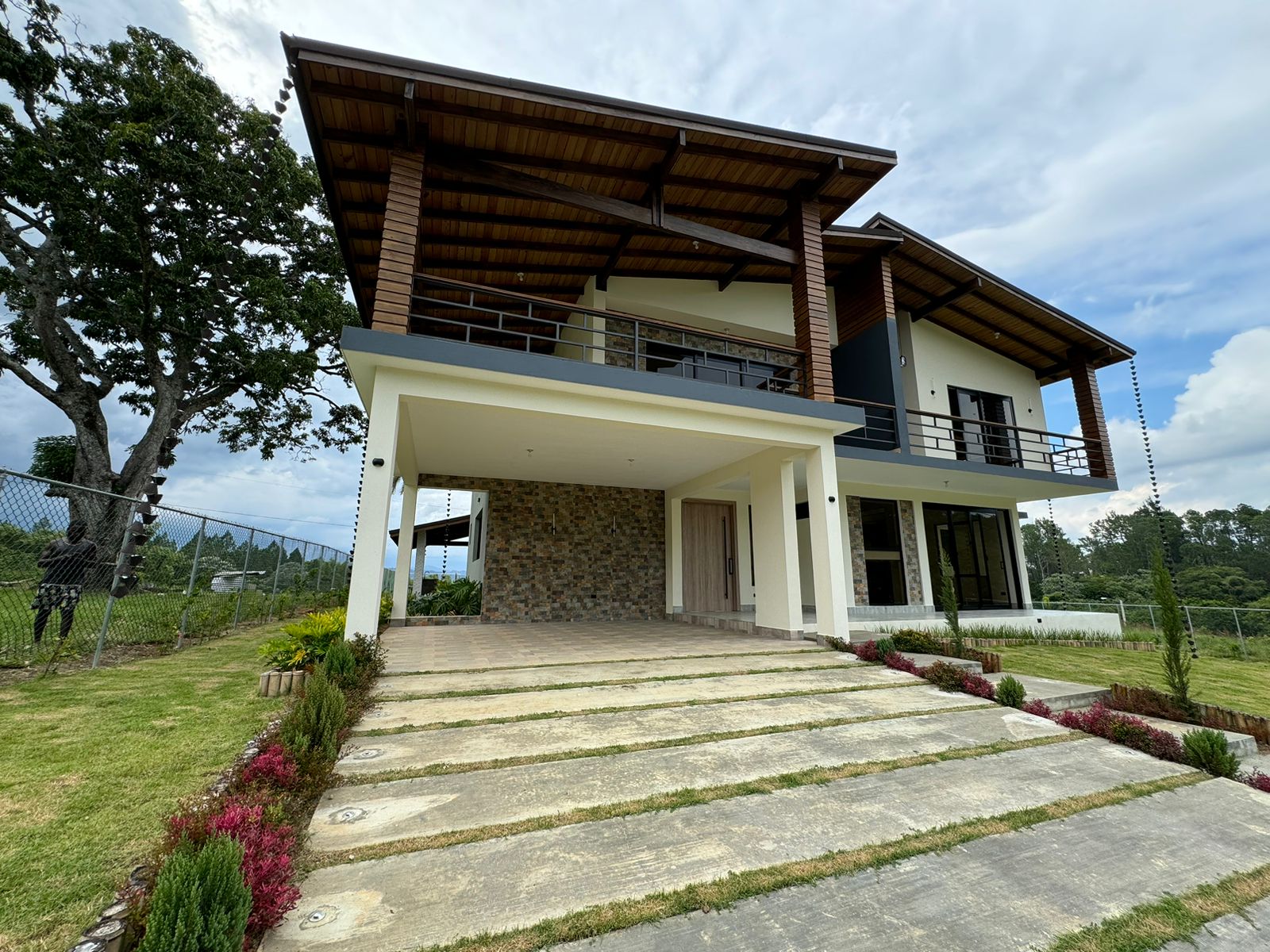 Casa en Venta en Proyecto Cerrado en Jarabacoa en La Vega Foto 7245289-2.jpg