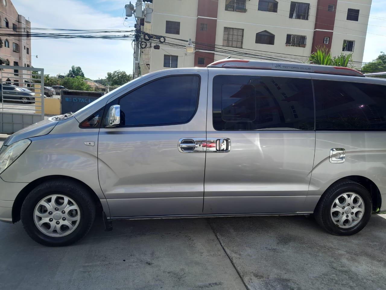 Hyundai Starex 2014 Foto 7245302-3.jpg