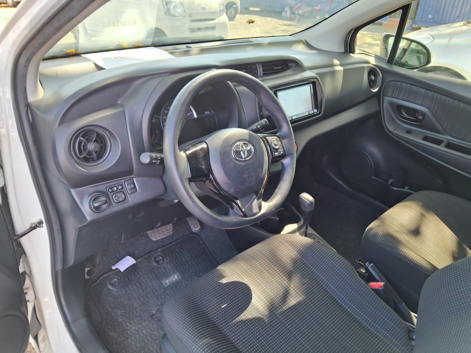 Toyota Vitz 2019 impecable Foto 7245319-11.jpg