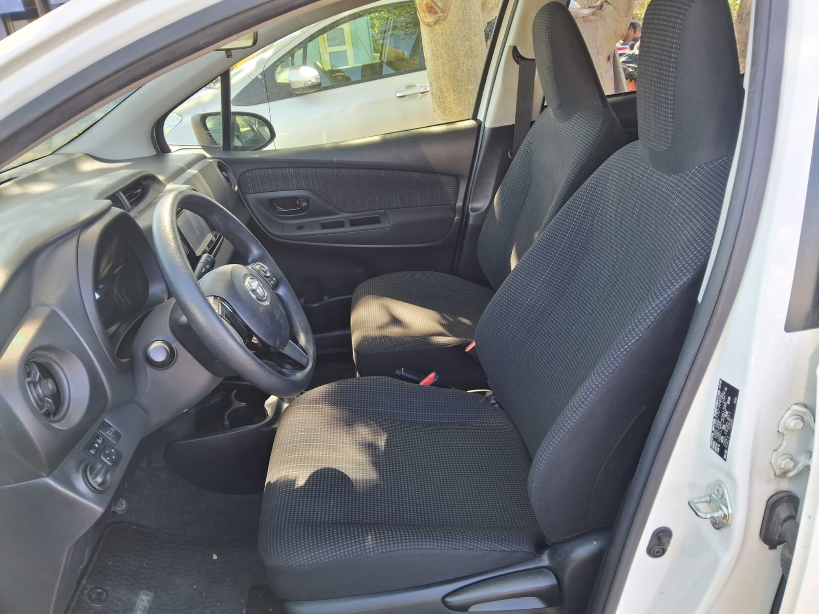 Toyota Vitz 2019 impecable Foto 7245319-13.jpg