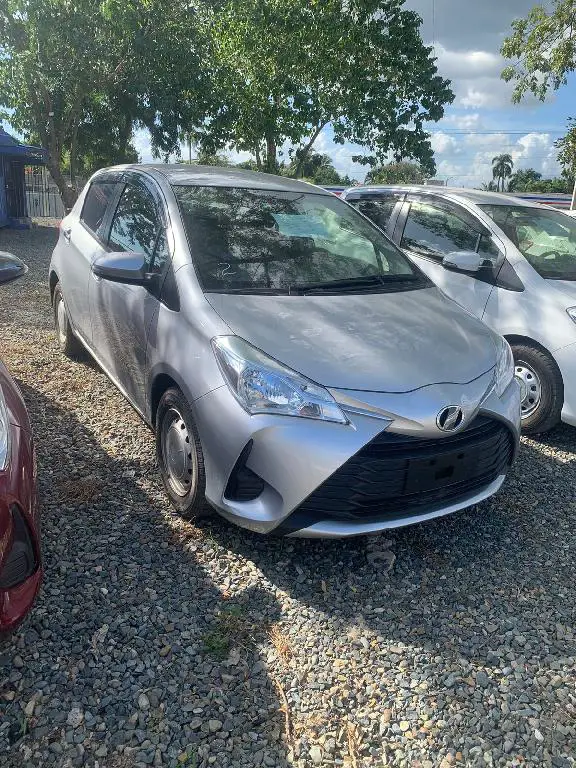 Toyota Vitz 2019 impecable Foto 7245319-2.jpg