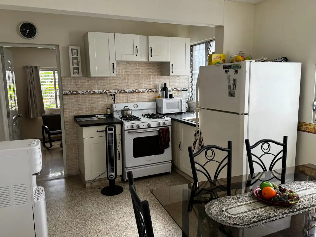  Vendo  Casa  IDEAL PARA  OFICINAS en Gazcue con la mejor ubicación de Foto 7245536-3.jpg