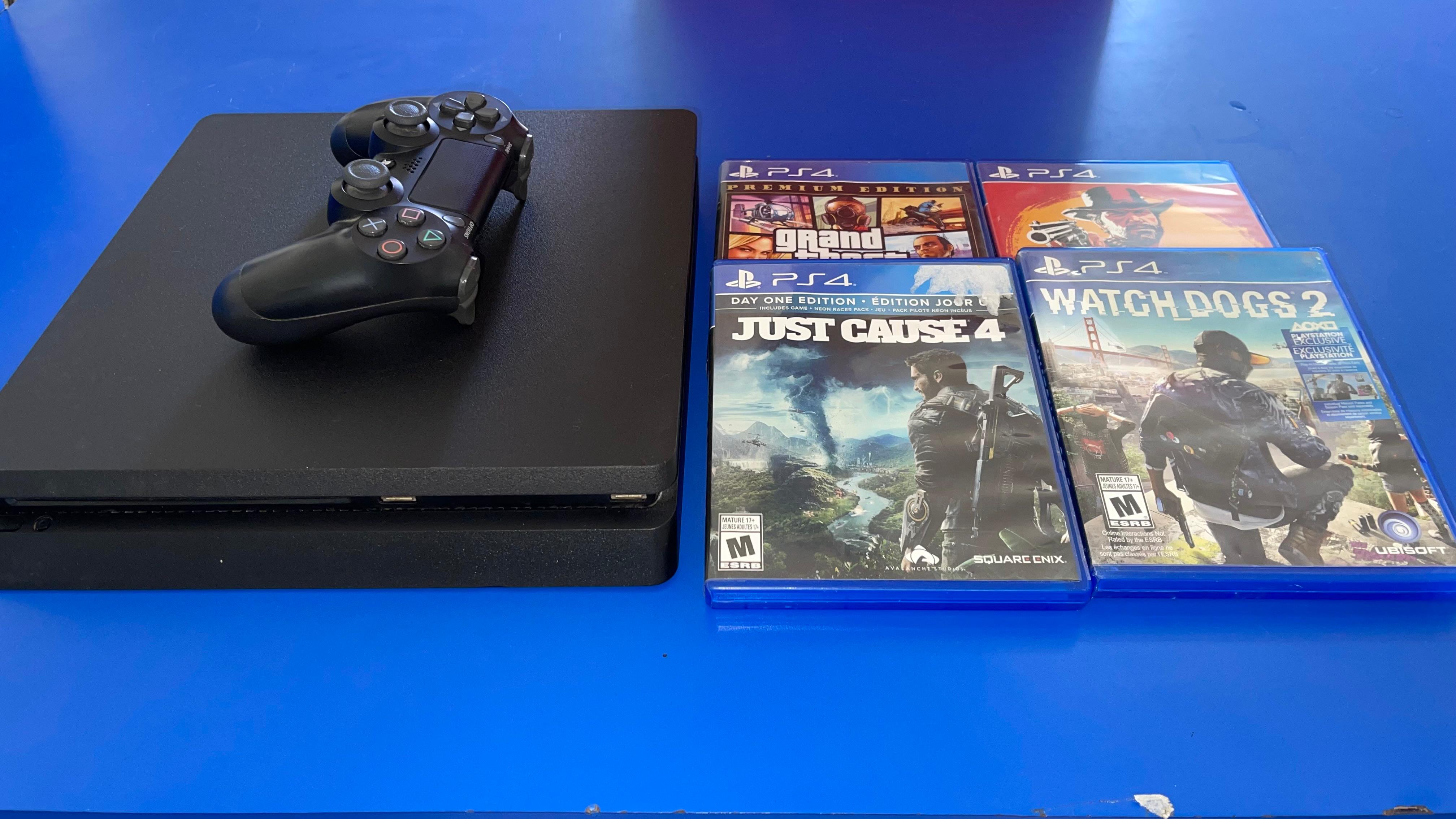 Playstation 4 Slim 1tb  4 Videojuegos y 1 Control Foto 7245603-3.jpg