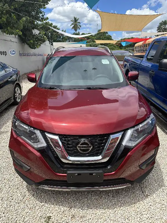 Nissan  2019 Gasolina en La Romana Foto 7245612-1.jpg