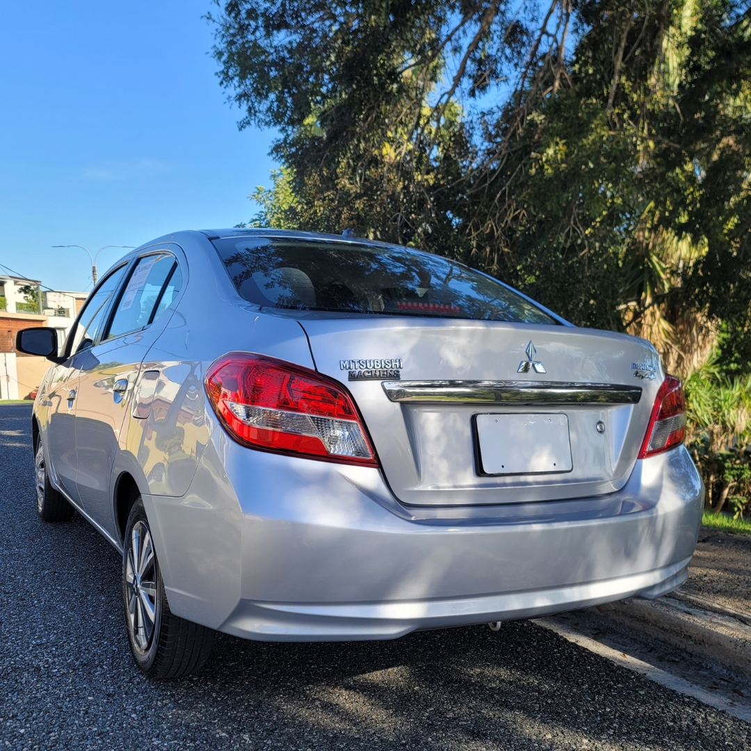 Mitsubishi mirage 2017 Foto 7245613-2.jpg