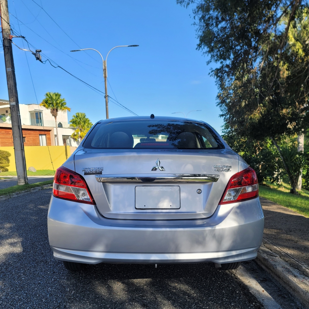 Mitsubishi mirage 2017 Foto 7245613-4.jpg