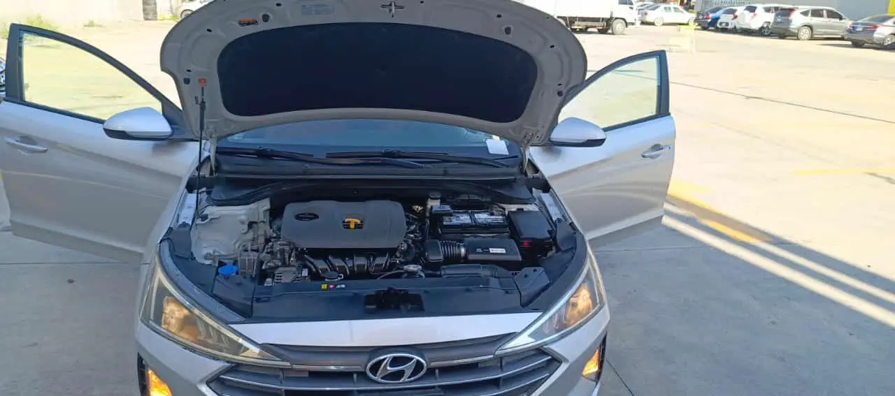 Hyundai Elantra Sel 2019 Foto 7245789-3.jpg