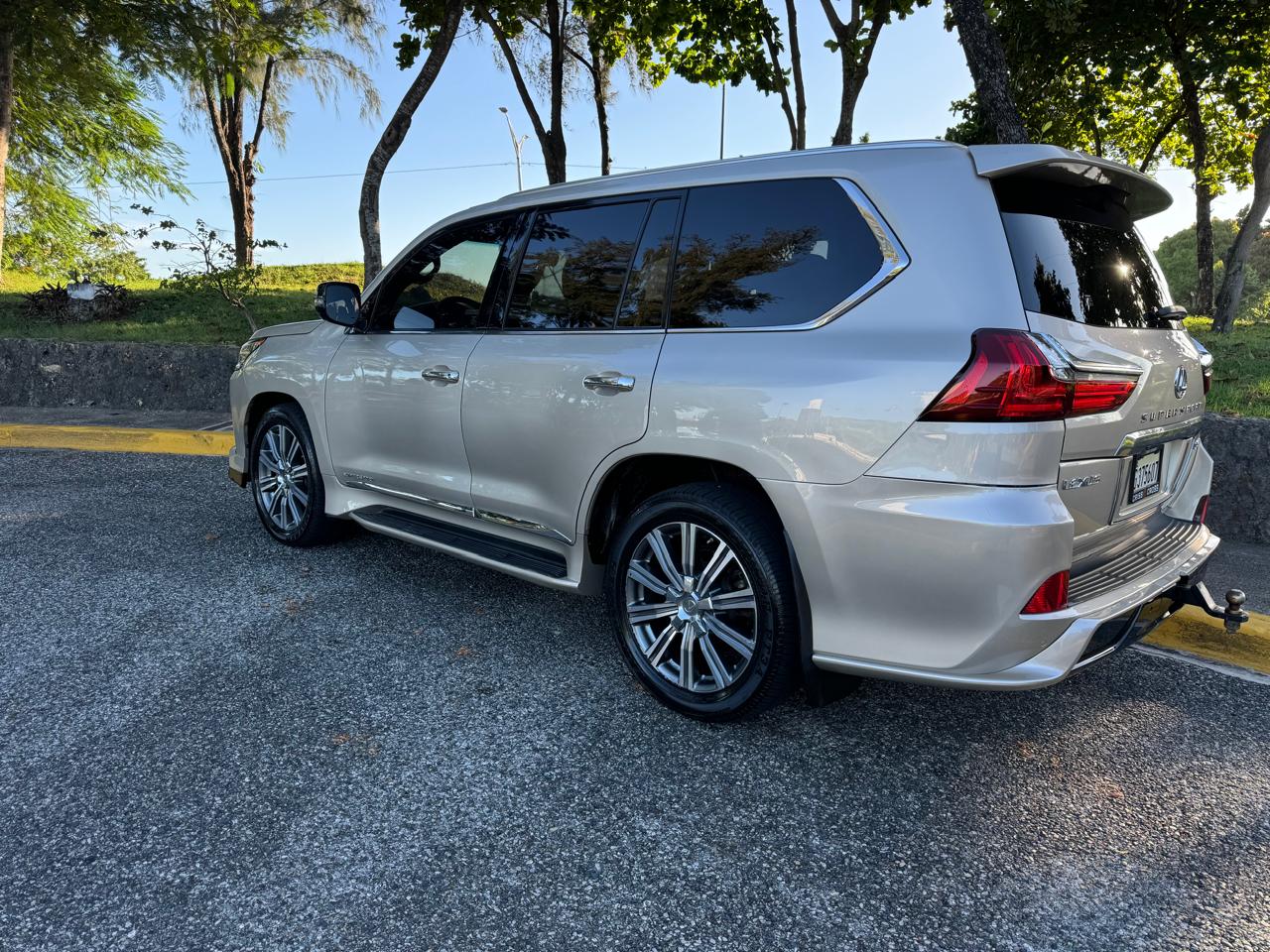 Toyota Lexus 2017 LX 570 Foto 7245791-3.jpg