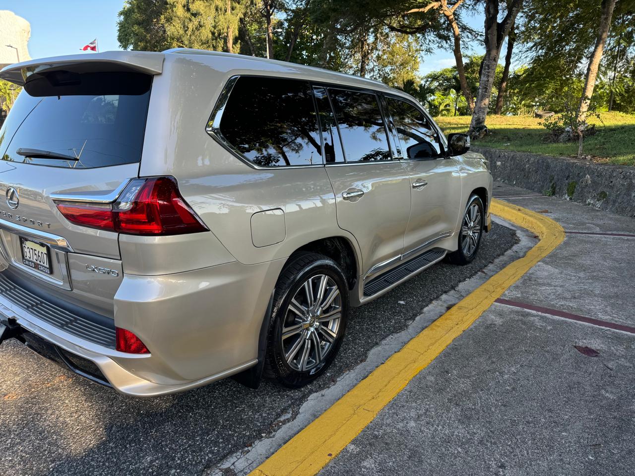 Toyota Lexus 2017 LX 570 Foto 7245791-4.jpg
