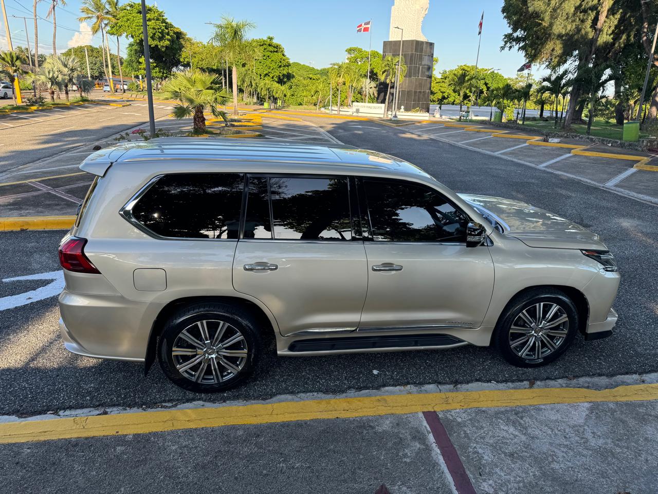 Toyota Lexus 2017 LX 570 Foto 7245791-5.jpg