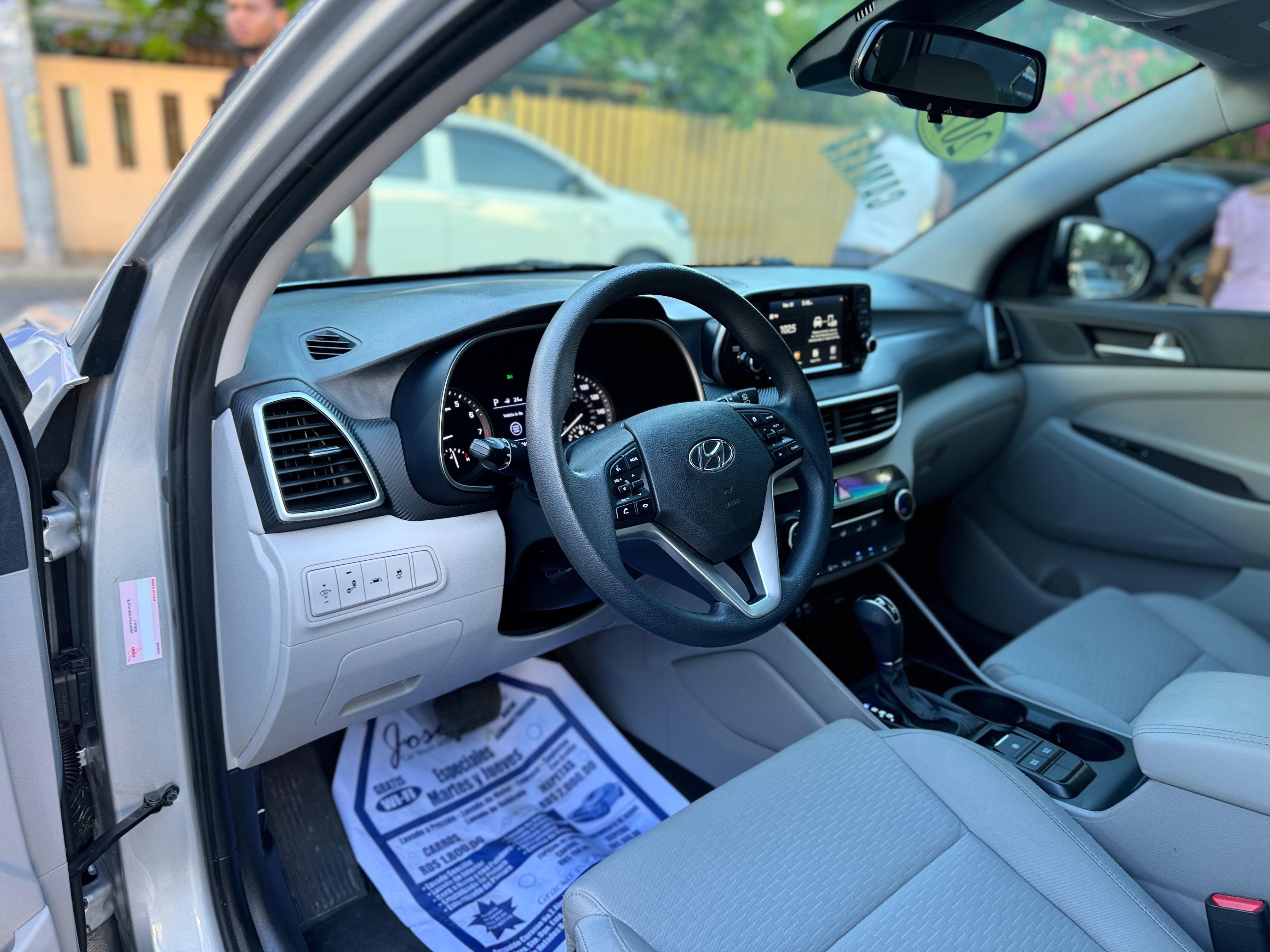 HYUNDAI TUCSON SEL Foto 7245874-9.jpg