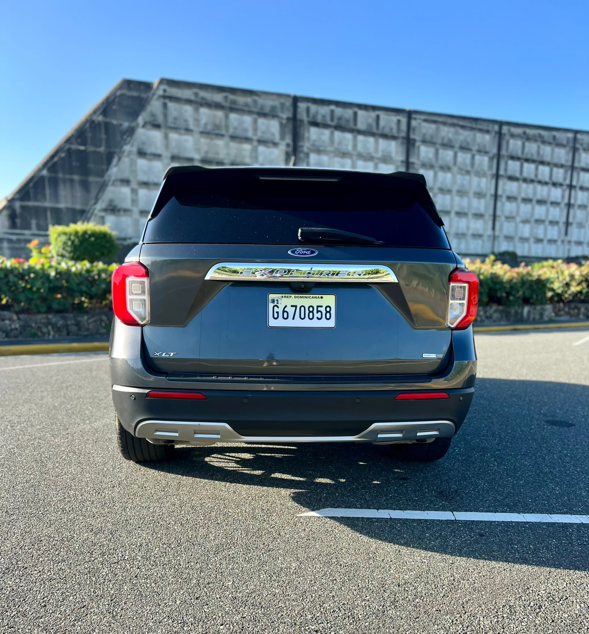 FORD EXPLORER XLT 4X4 2020 CLEAN TITLE en Santo Domingo DN Foto 7245888-7.jpg