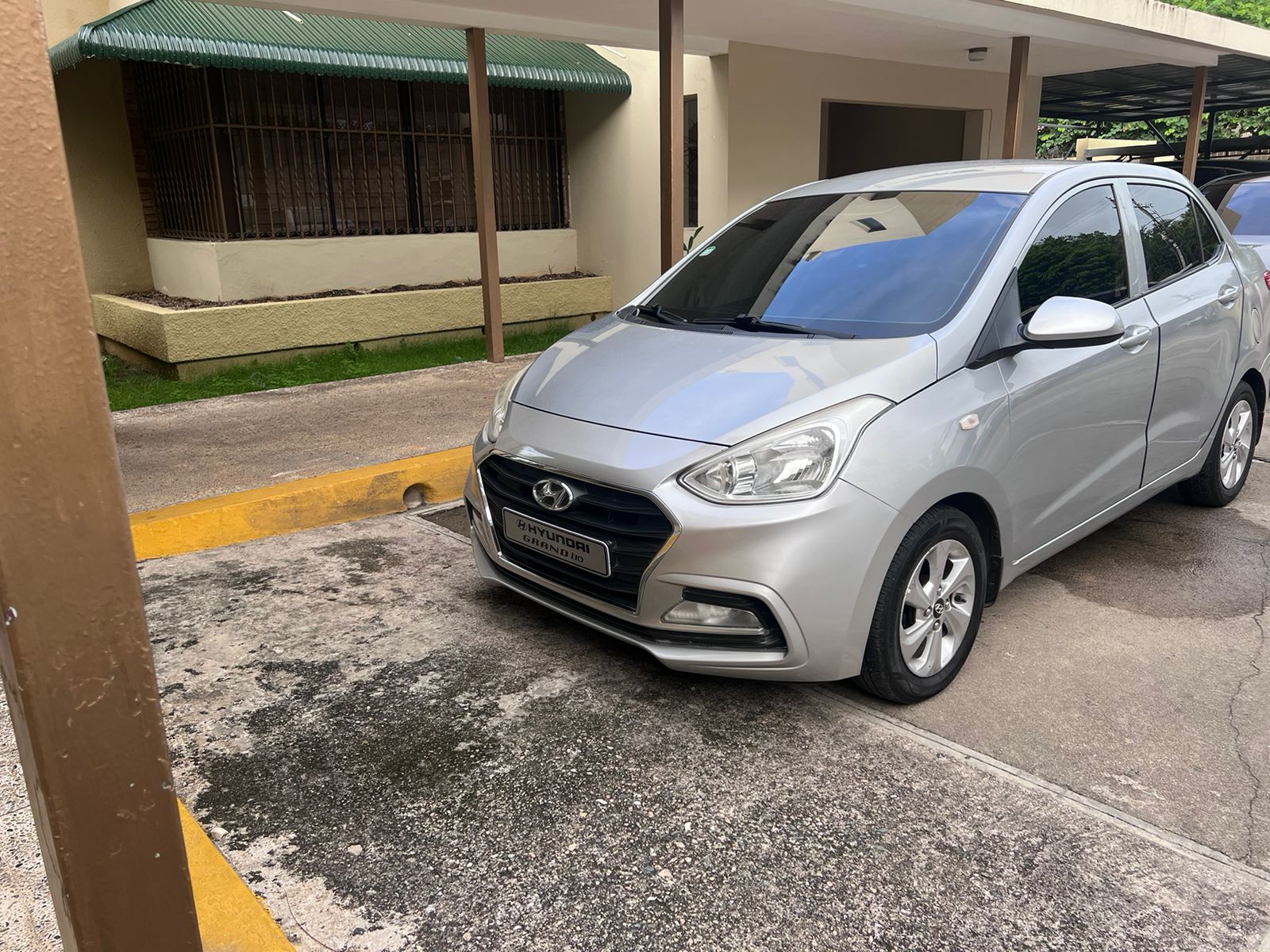 hyundai grand i10 año 2020 de magna motors Foto 7246000-5.jpg