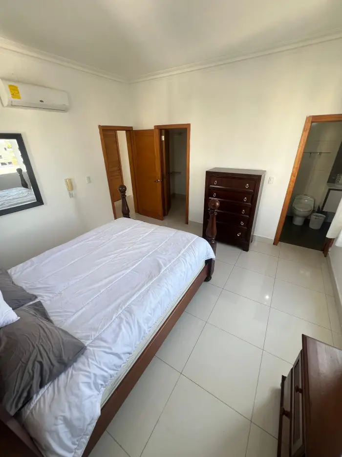 Apartamento amueblado en Alquiler en Evaristo Morales Foto 7246027-13.jpg