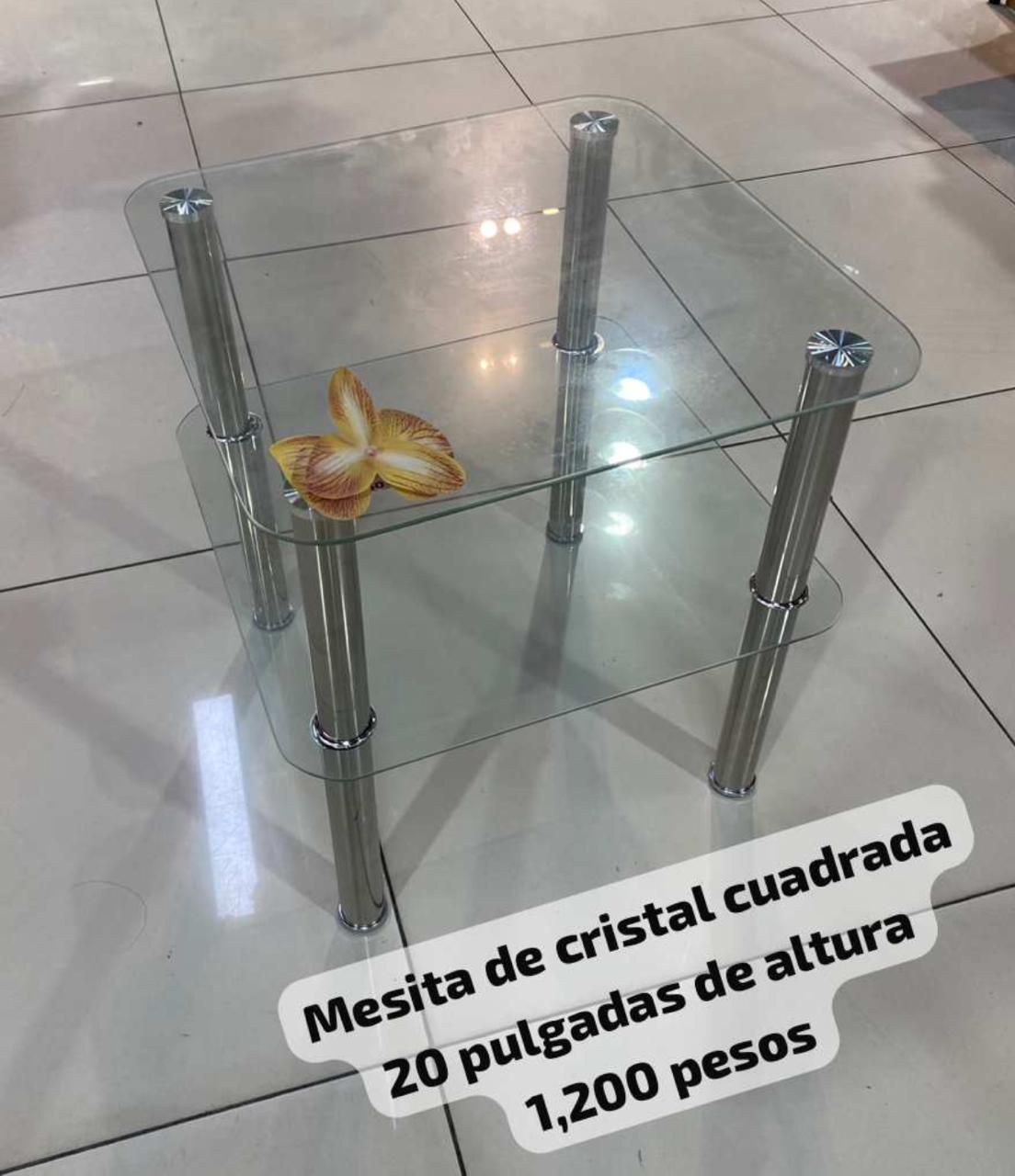 Mesita de cristal cuadrada  en Santo Domingo DN Foto 7246223-2.jpg