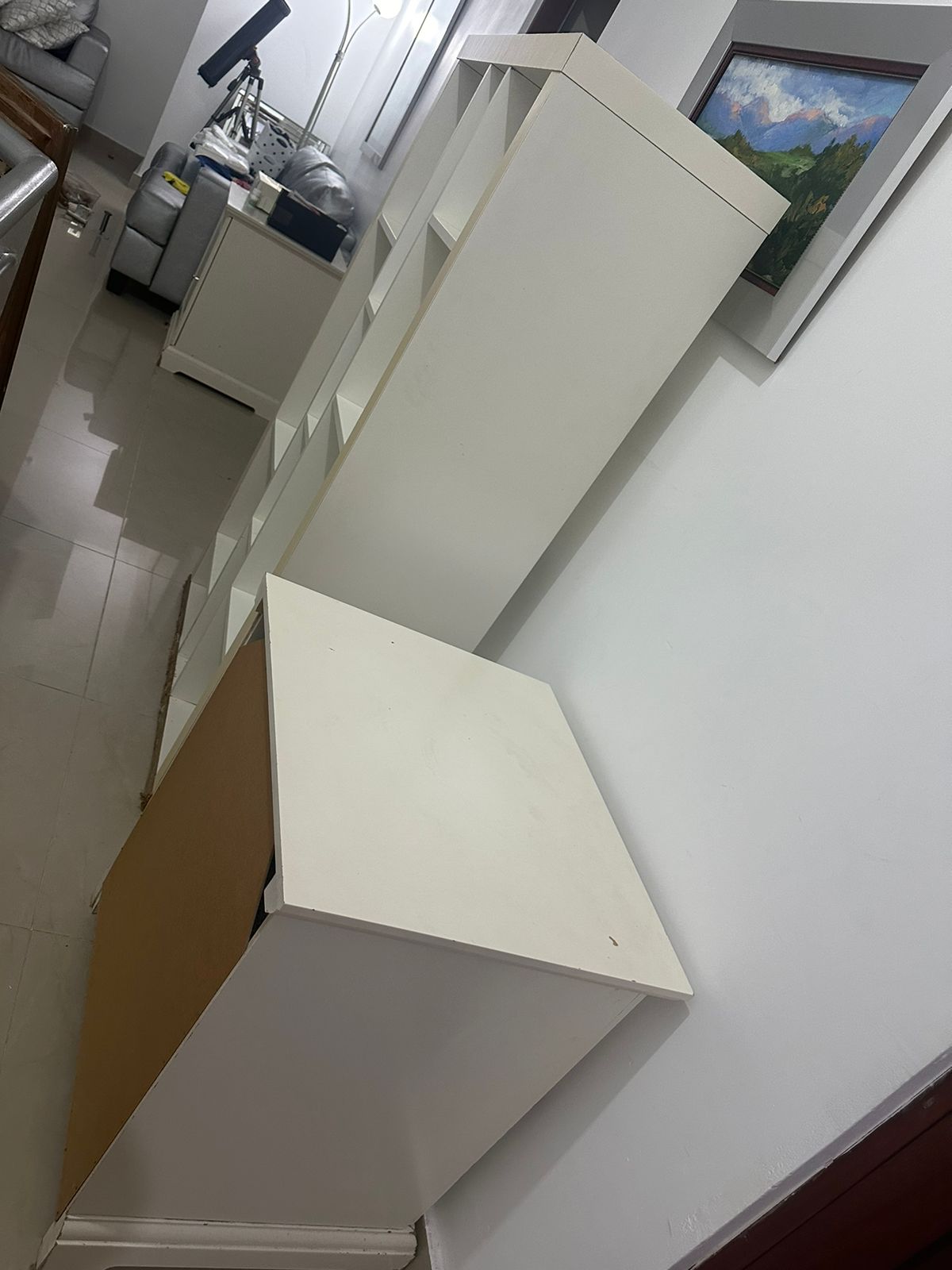 Unas cómodas y clásicas mesas de noche de madera maciza. Foto 7246273-2.jpg