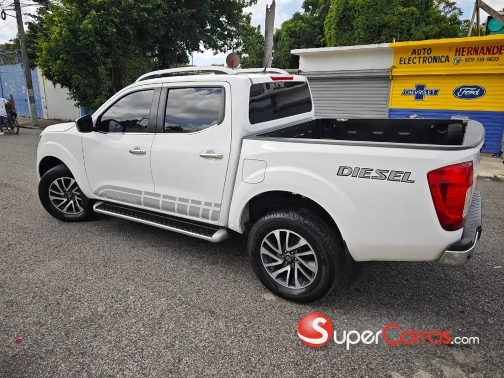 Nissan Frontier NP300 2019  Foto 7246283-3.jpg