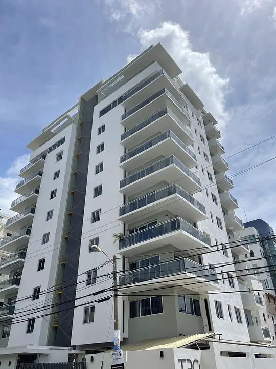 Apartamento 4to. Piso en Evaristo Morales Dos Habitaciones Foto 7246299-10.jpg