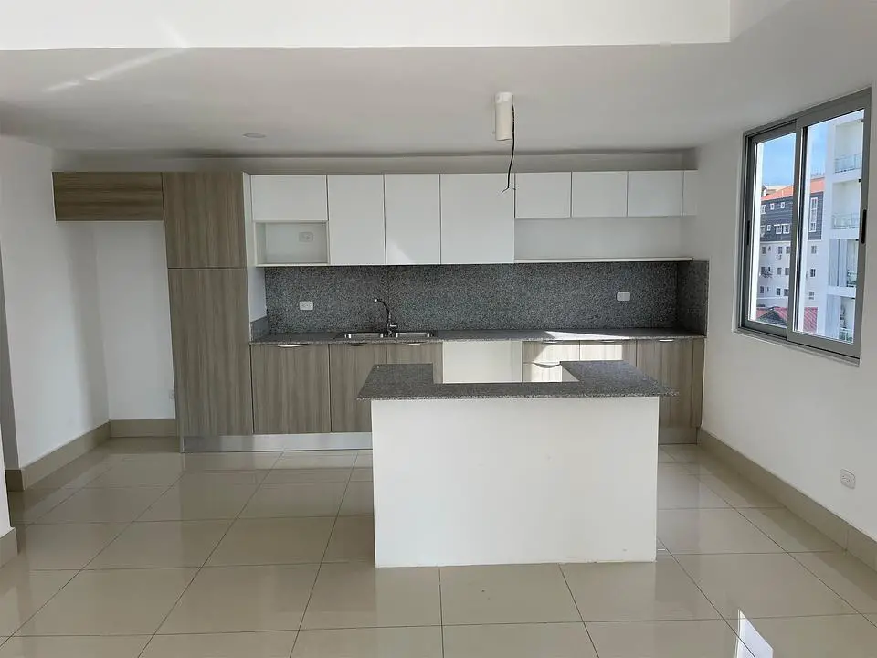 Apartamento 4to. Piso en Evaristo Morales Dos Habitaciones Foto 7246299-2.jpg