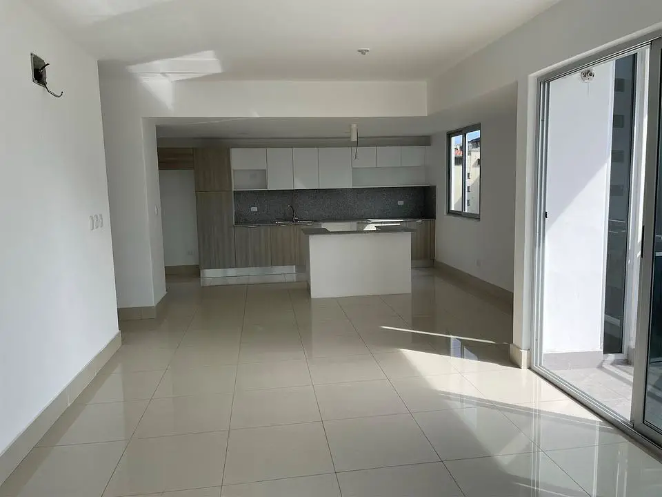 Apartamento 4to. Piso en Evaristo Morales Dos Habitaciones Foto 7246299-7.jpg