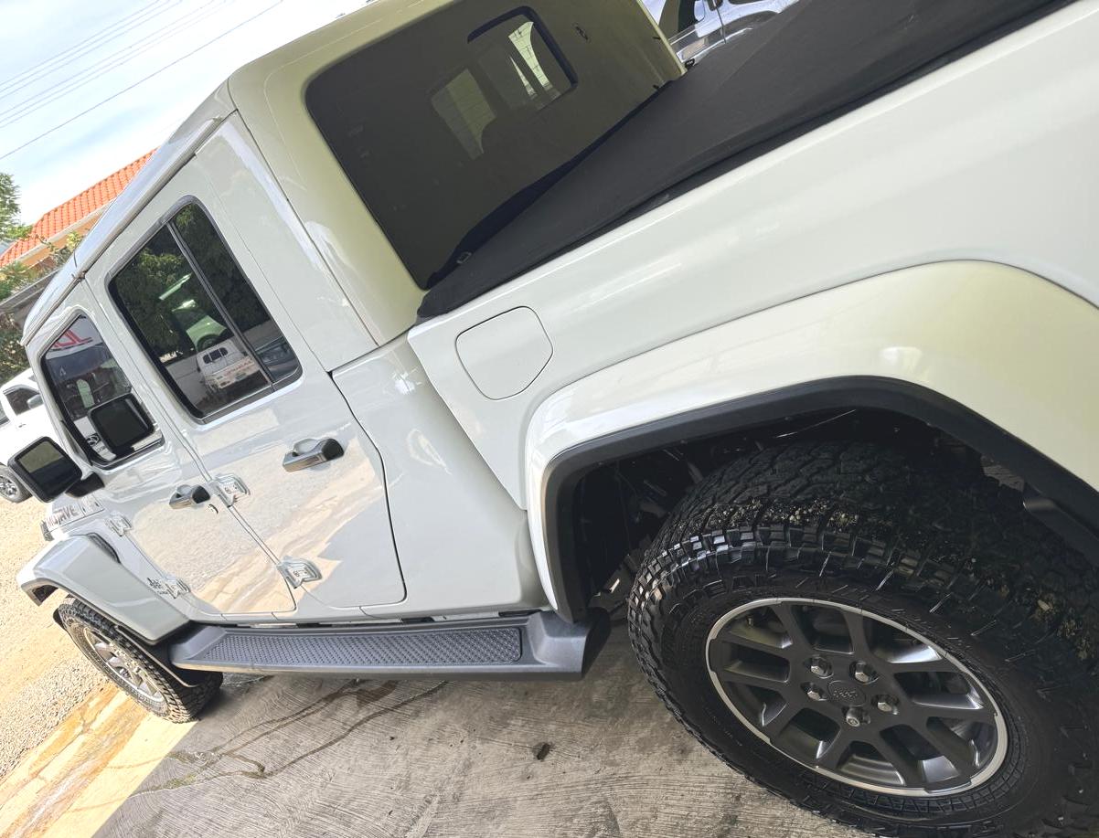 Jeep Gladiator Overland 2020 Foto 7246330-11.jpg