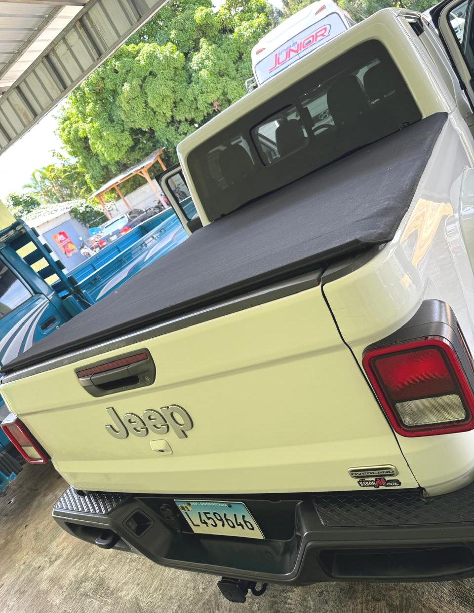 Jeep Gladiator Overland 2020 Foto 7246330-9.jpg