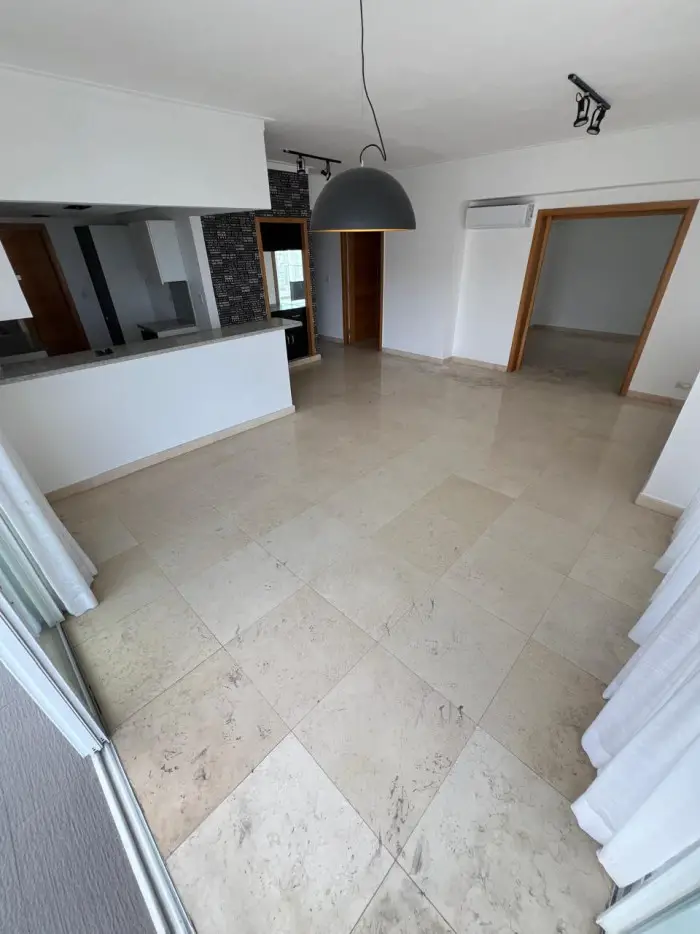 Apartamento de 2 habitaciones en venta en Piantini Foto 7246587-3.jpg