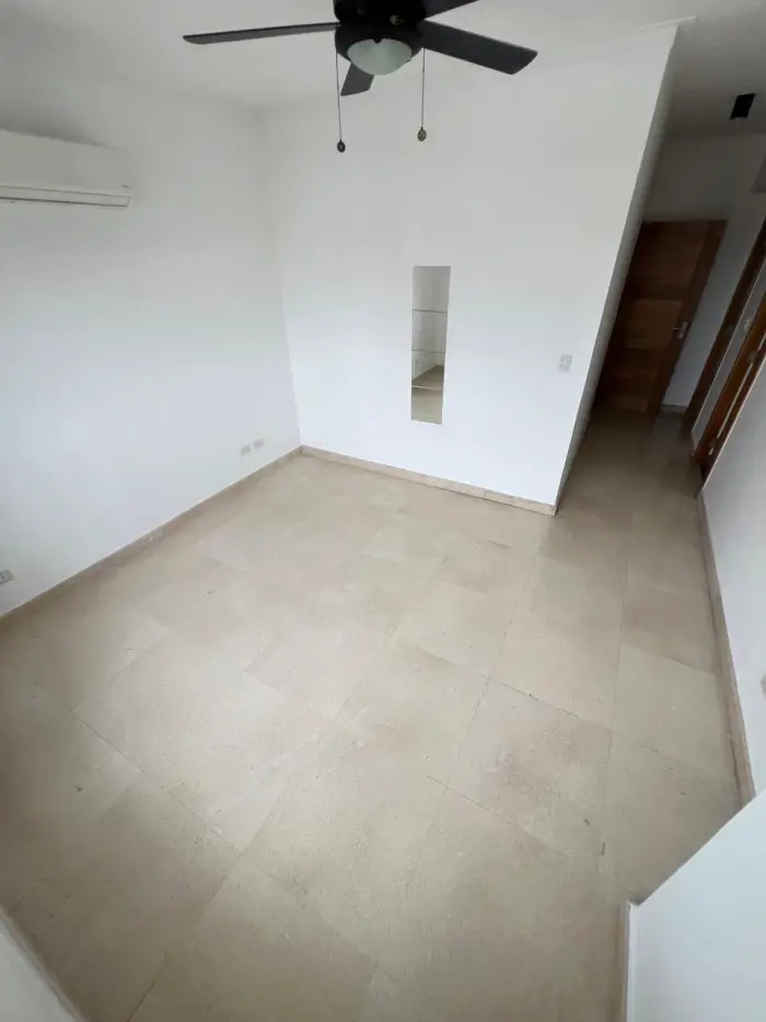 Apartamento de 2 habitaciones en venta en Piantini Foto 7246587-5.jpg