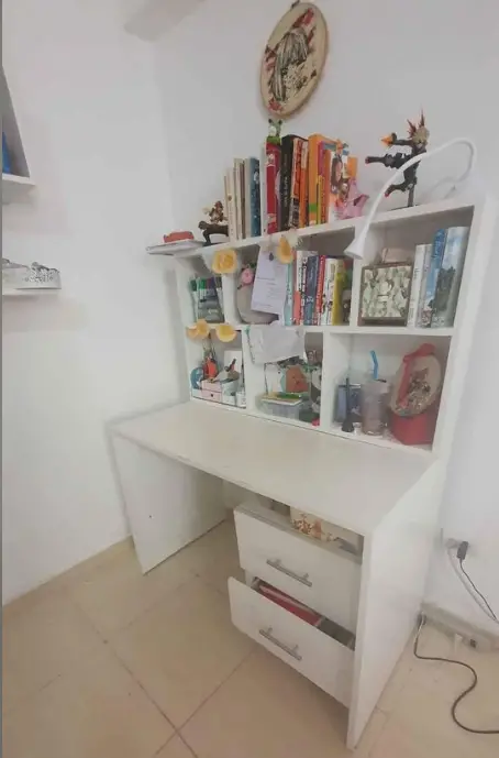  Escritorio de madera hecho a mano  Mesa para oficina  Mesa gamer Foto 7246799-5.jpg