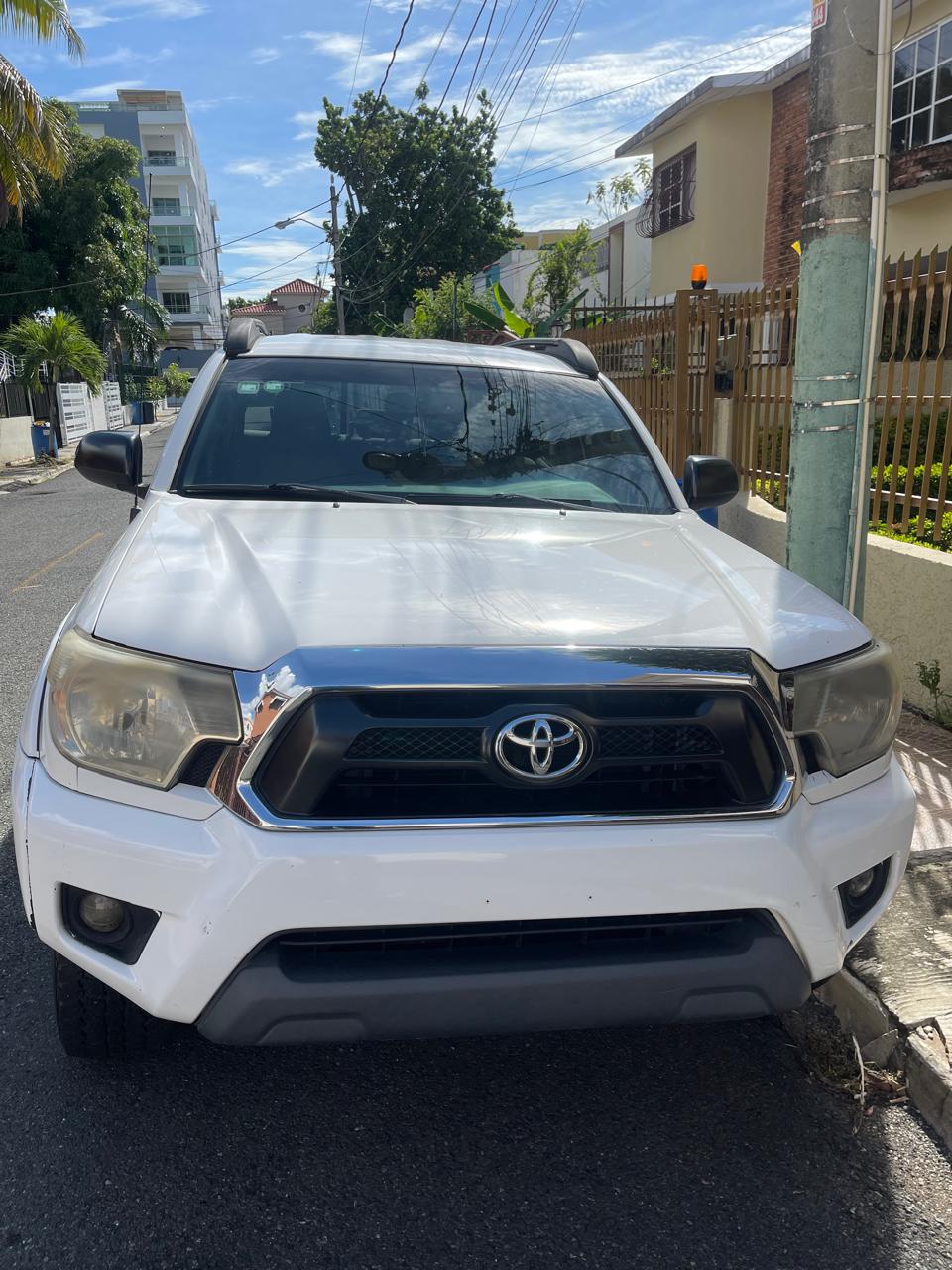 Toyota Tacoma 2012 Foto 7246859-3.jpg