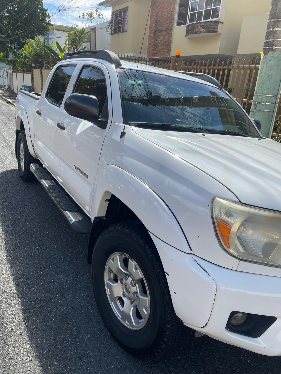 Toyota Tacoma 2012 Foto 7246859-4.jpg