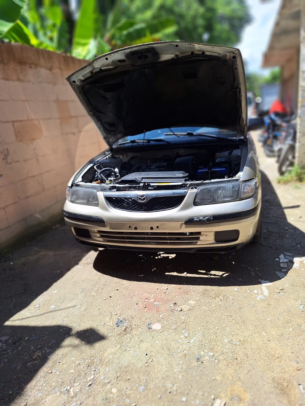 Se vende MAZDA 626 Foto 7247040-4.jpg