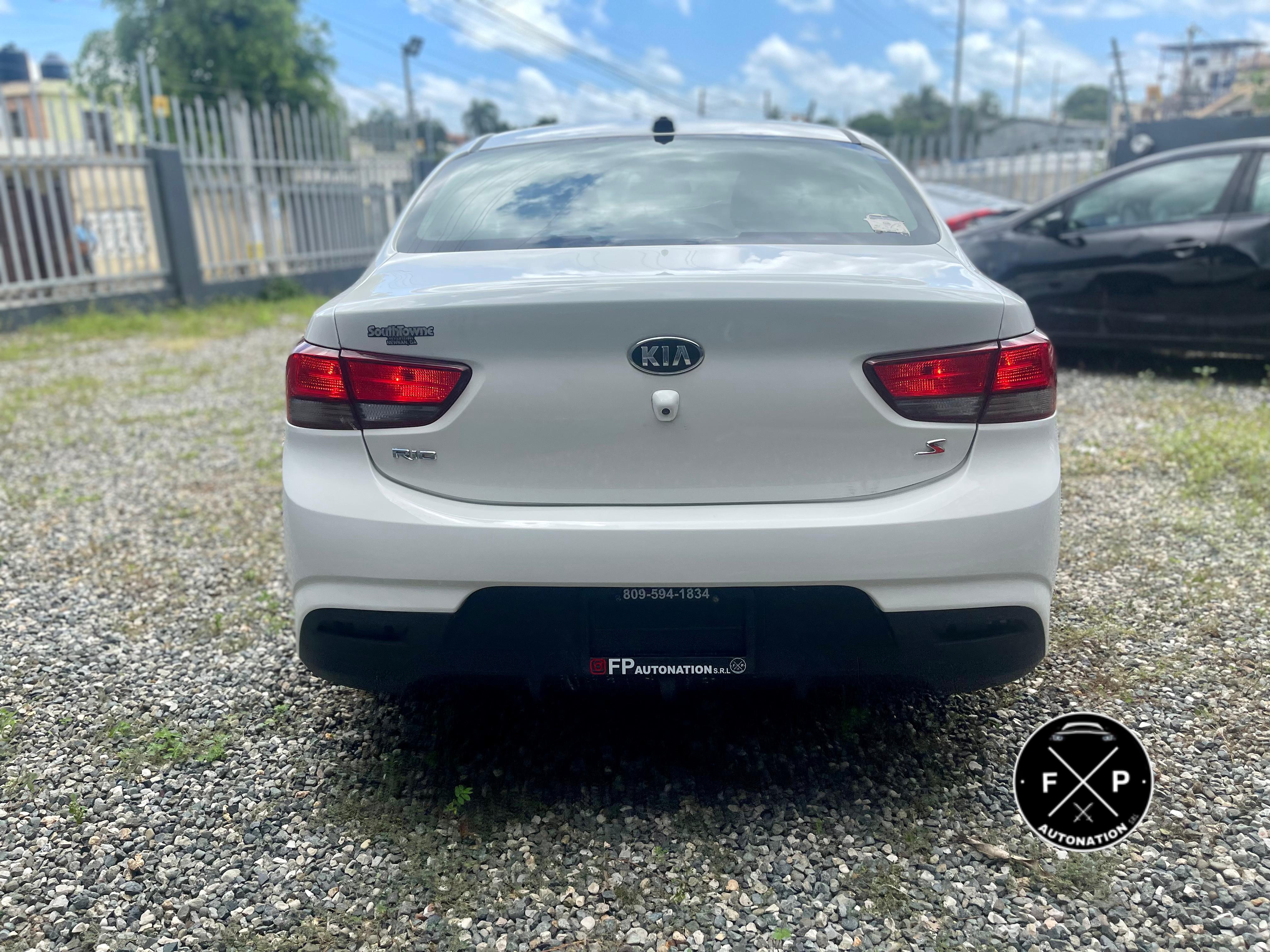 Kia rio 2018 s clean carfax Foto 7247244-4.jpg