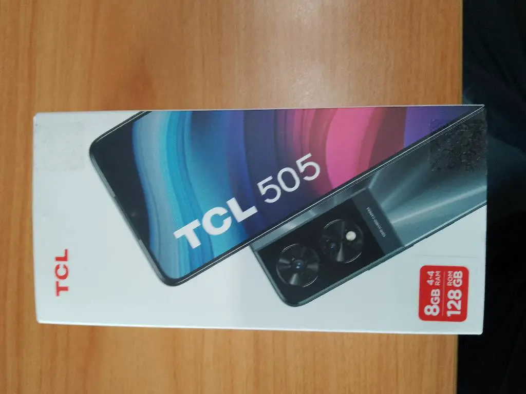 Vendo TCL 505 nuevo Foto 7247313-1.jpg