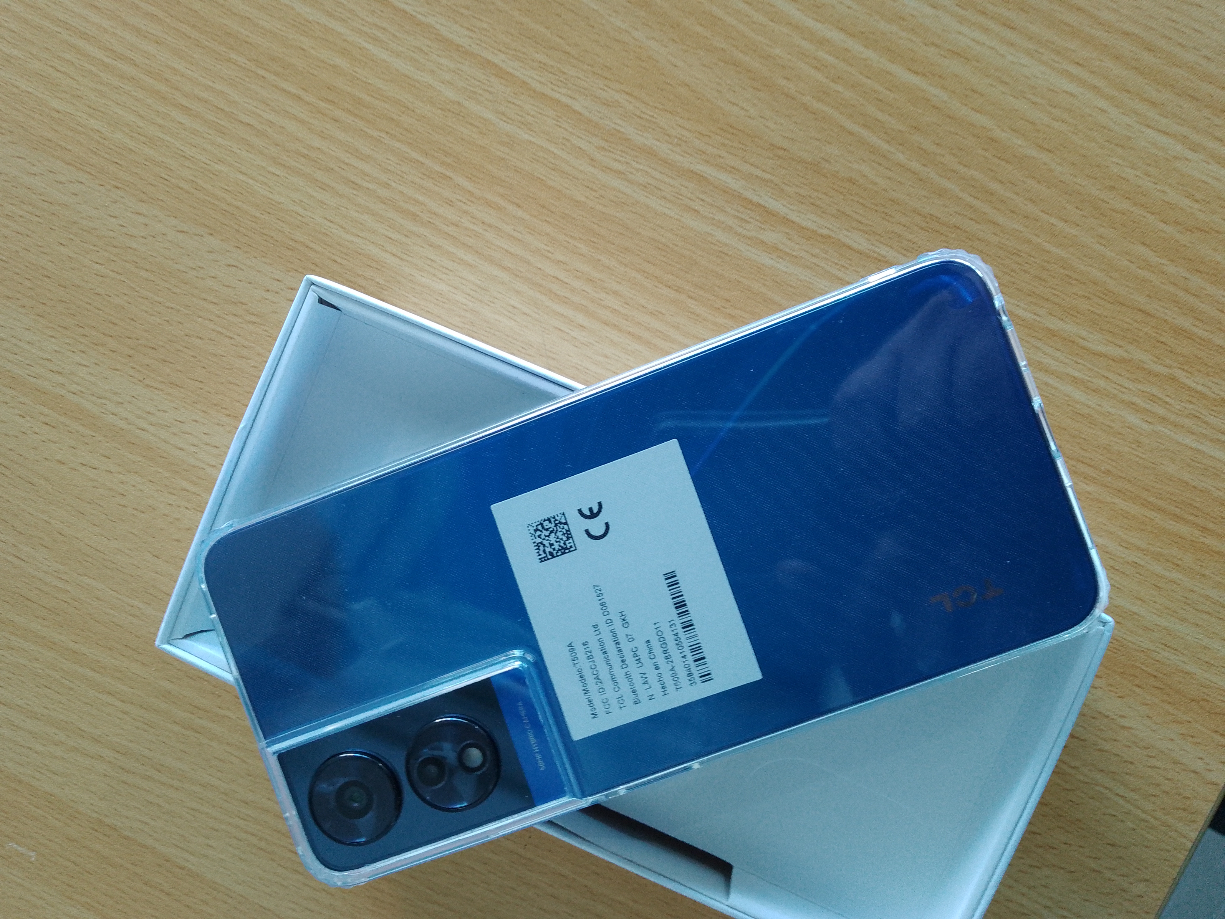 Vendo TCL 505 nuevo Foto 7247313-2.jpg