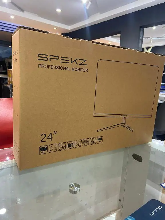 Monitor Spekz Profesional 24 pulgadas Gaming  Foto 7247350-4.jpg