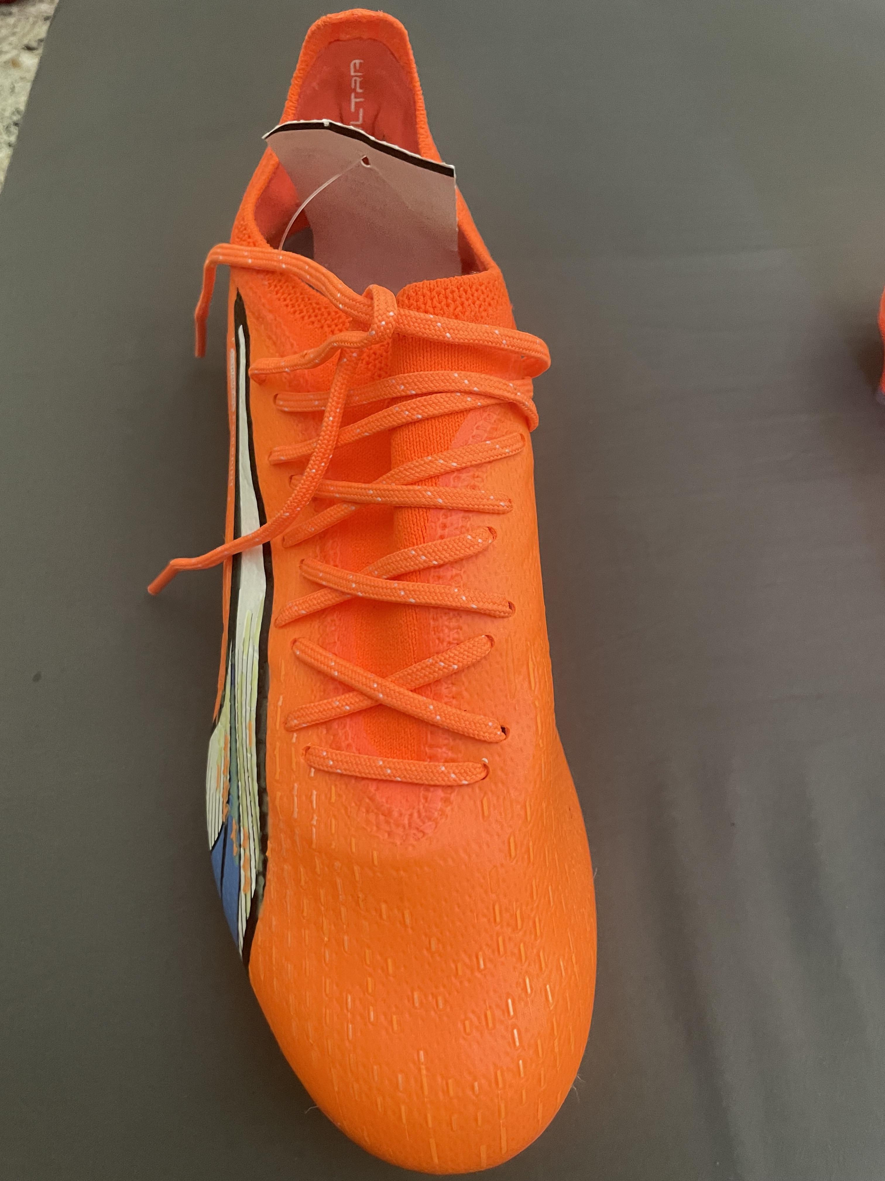 Vendo botines de FUTBOL marca PUMA MUJER SIZE 9  NUEVOS Foto 7247390-3.jpg