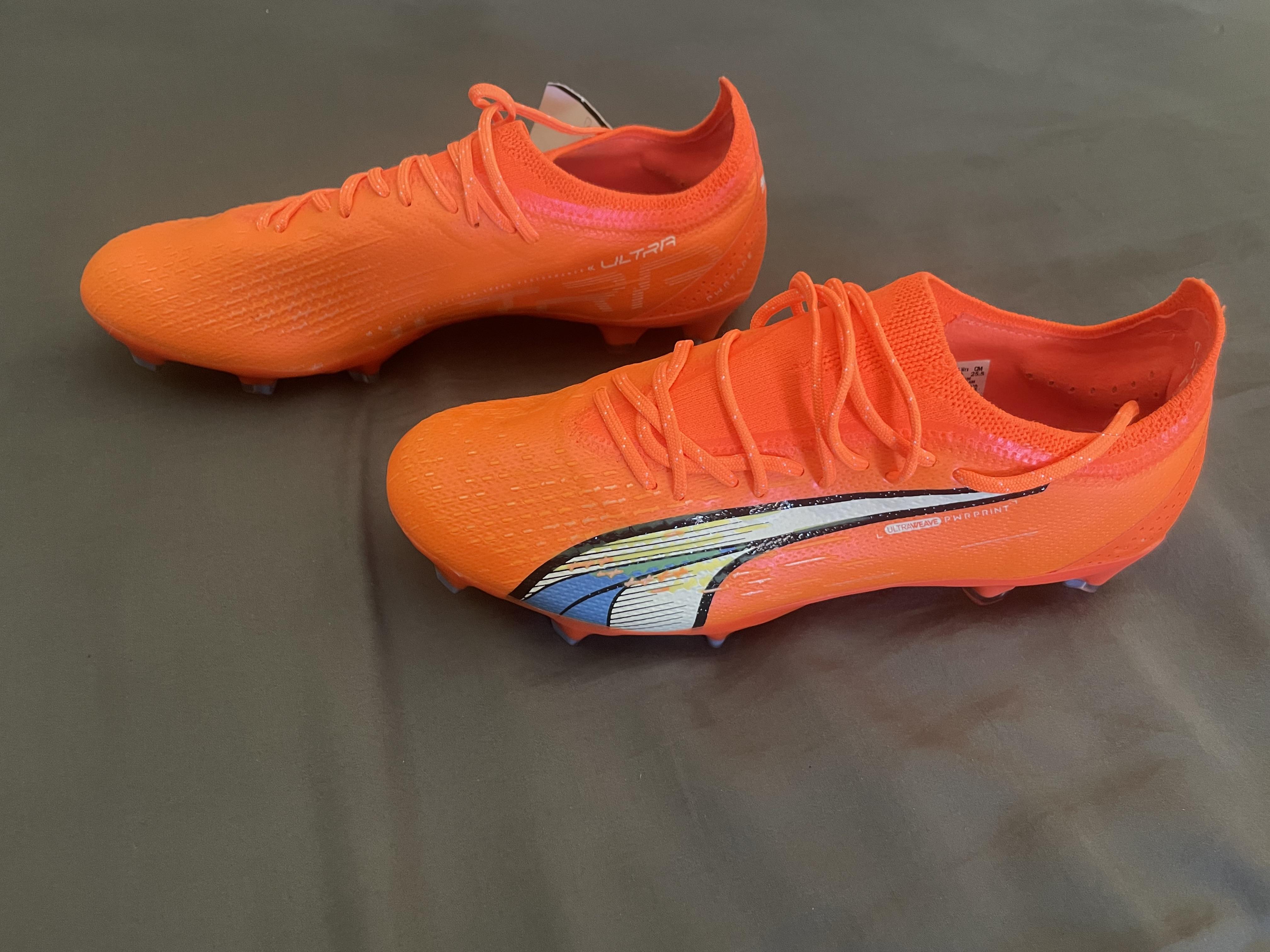 Vendo botines de FUTBOL marca PUMA MUJER SIZE 9  NUEVOS Foto 7247390-5.jpg