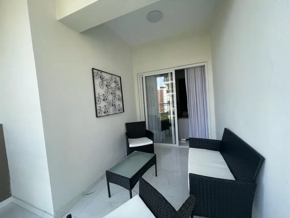 Alquiler Apartamento Amueblado en Evaristo Morales Foto 7247523-3.jpg