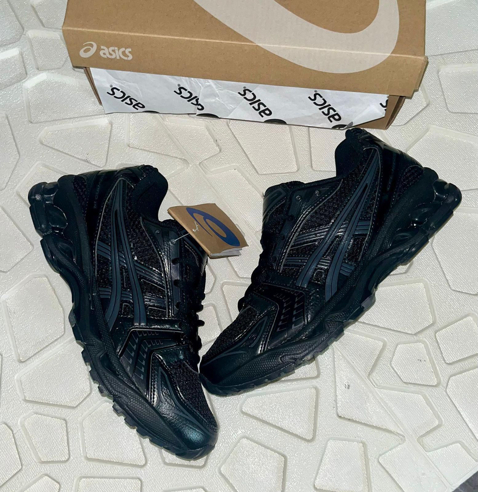 Tenis Oasics Ultimatum 2K25 Foto 7247614-3.jpg