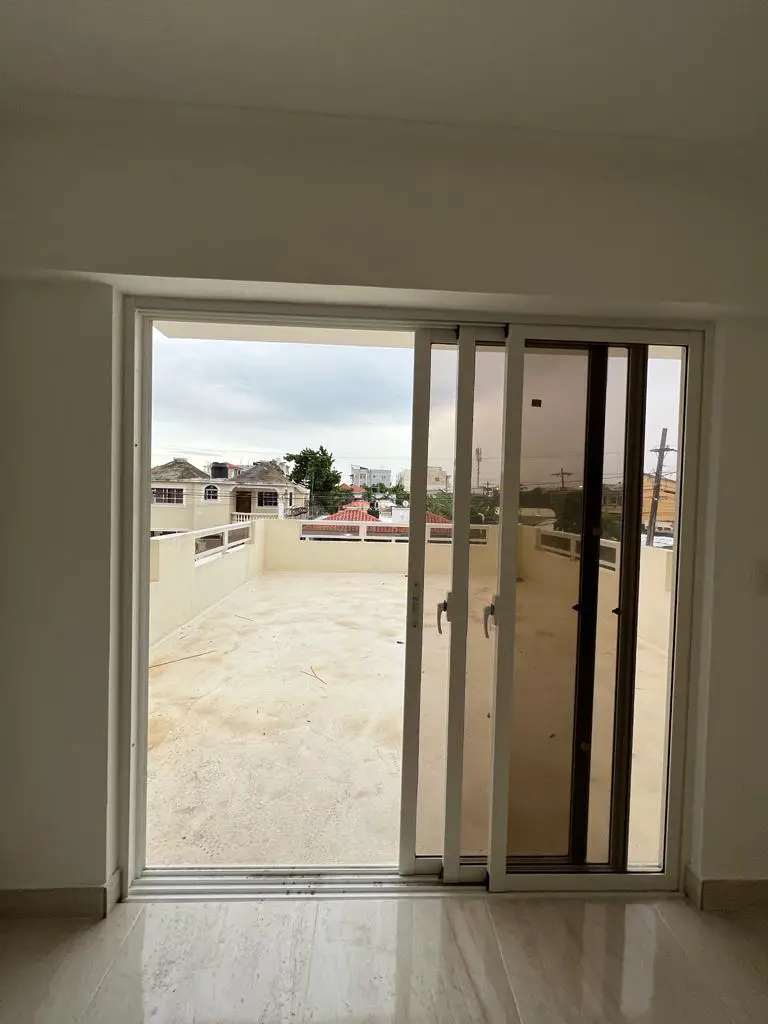 Apartamento con terraza en Prado Oriental Segundo Nivel Foto 7247620-11.jpg