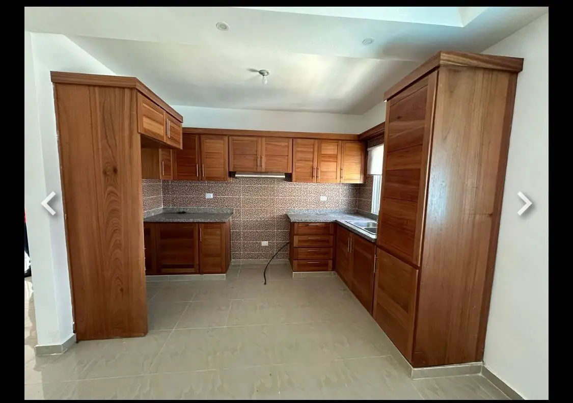 Se vende apartamento de 3 habitaciones en Vista Hermosa Foto 7247808-3.jpg