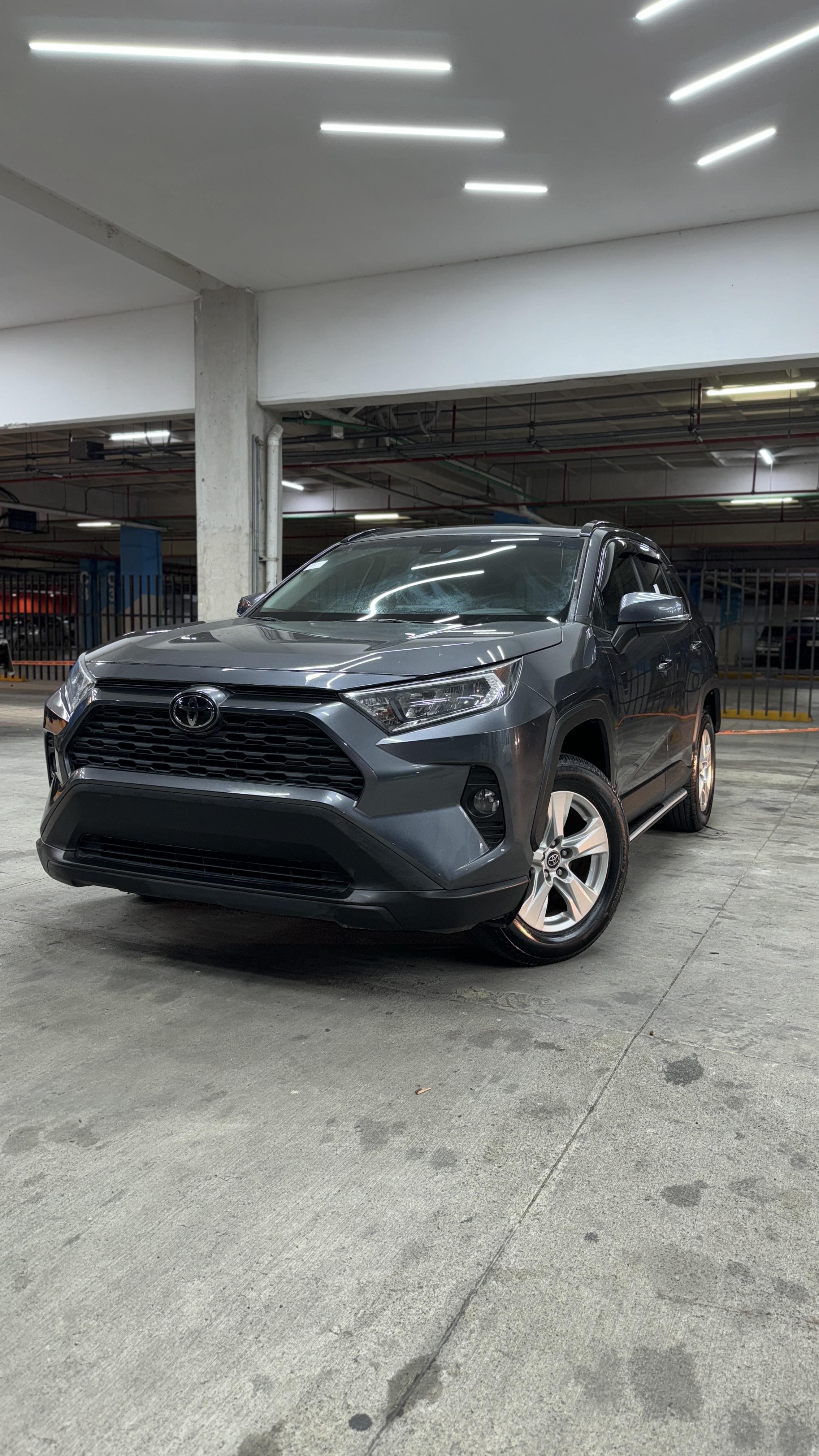 TOYOTA RAV4 2020 XLE RECIEN IMPORTADA Foto 7247835-3.jpg