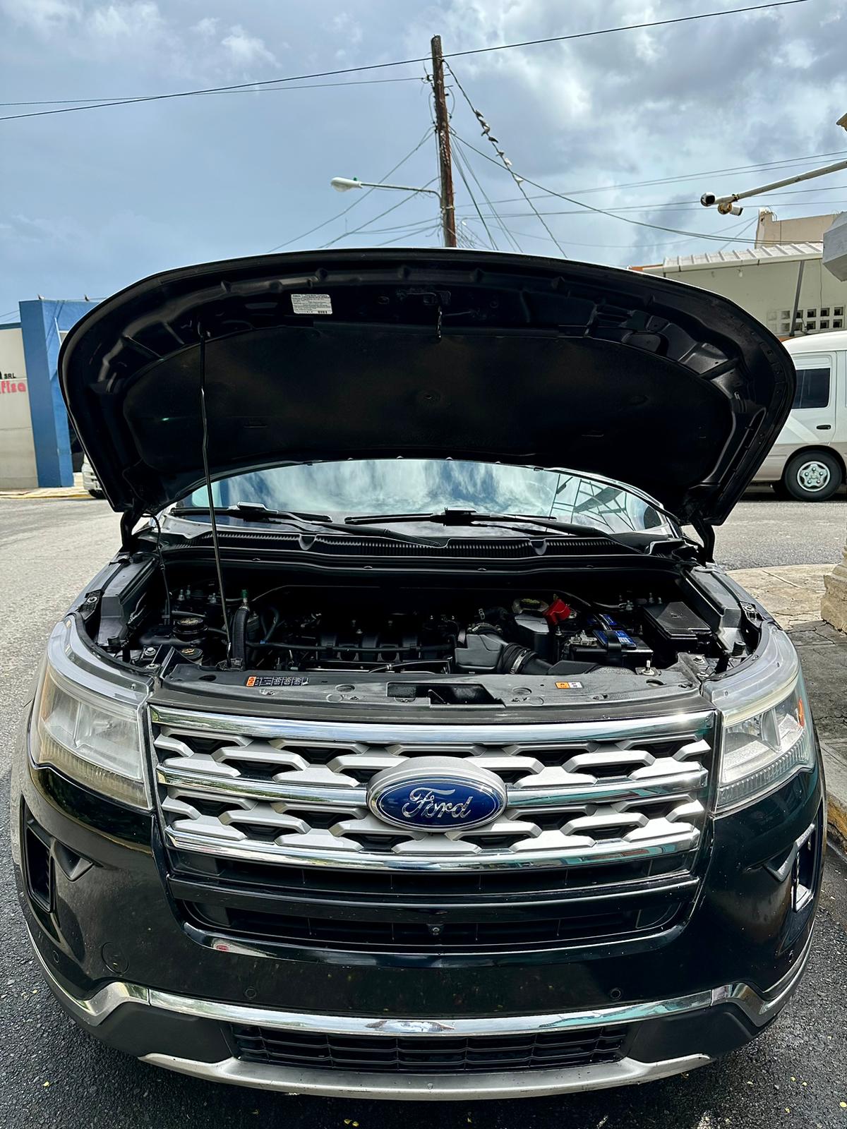 FORD EXPLORER LIMITED 2018      en La Vega Foto 7248032-4.jpg