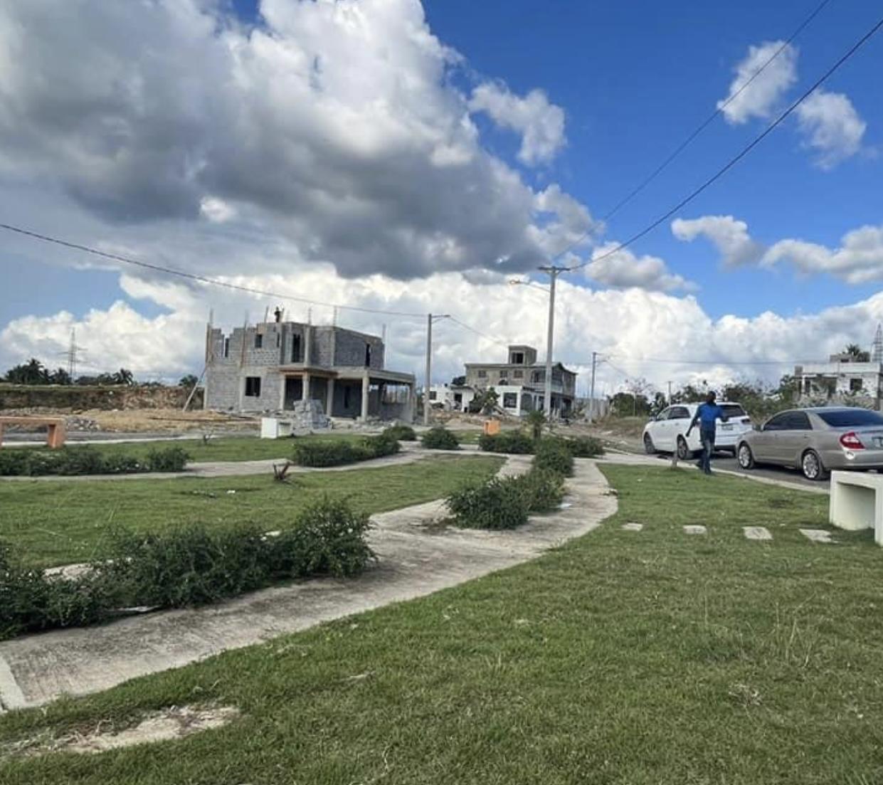SEPARA TU SOLAR CON 20MIL PESOS EN RESIDENCIAL DE VILLA MELLA Foto 7248160-2.jpg